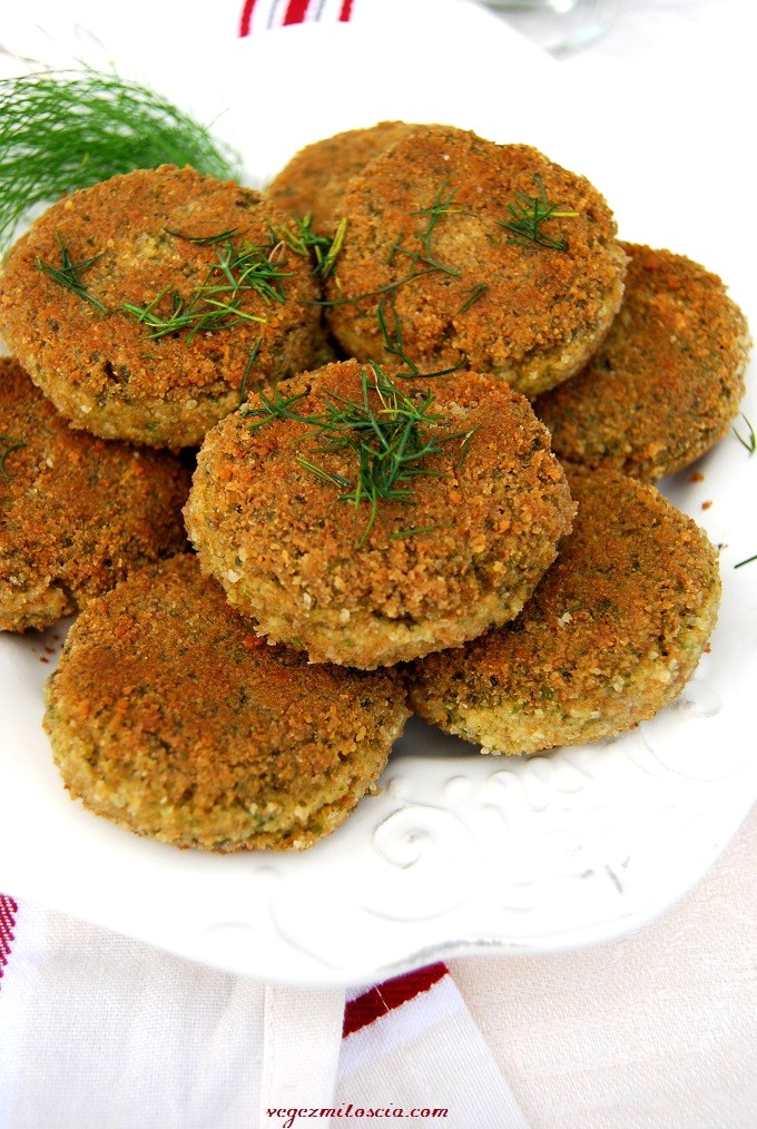Vegan Fish-Style Cutlets with Dill Sauce (Tofu & Millet Recipe)